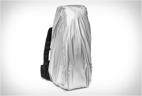 manfrotto-pro-light-camera-backpack-6.jpg