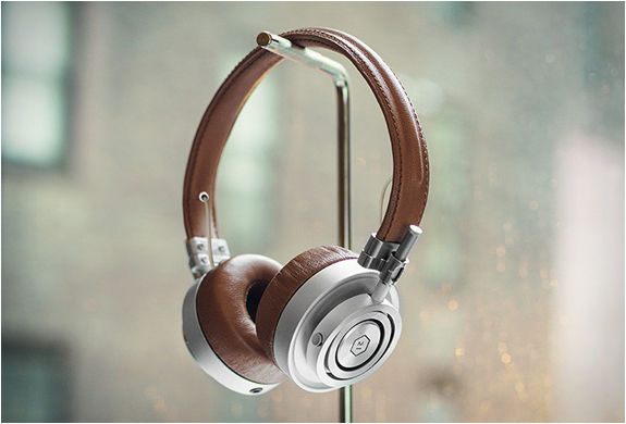 master-dynamic-headphones.jpg | Image