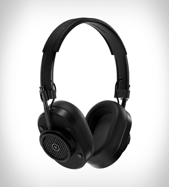master-dynamic-mh40-wireless-headphones-3.jpg | Image