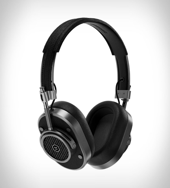 master-dynamic-mh40-wireless-headphones-6.jpg