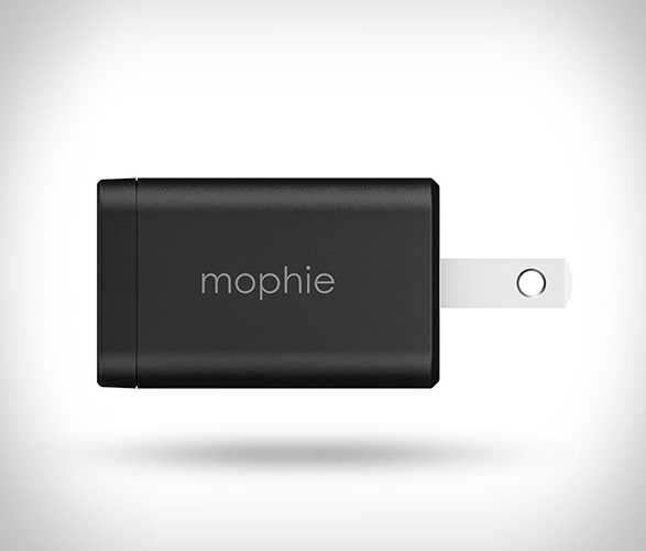 mophie-charge-stream-travel-kit-3.jpg | Image