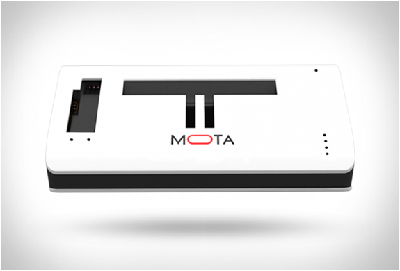 mota-gopro-wireless-charger-2.jpg | Image