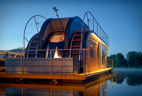 nautilus-houseboats-3.jpg | Image