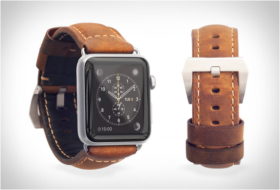 nomad-leather-strap-apple-watch-6.jpg