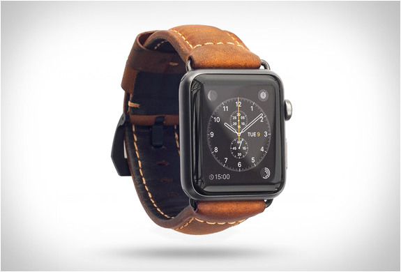 APPLE WATCH LEATHER STRAP | BY NOMAD | Image
