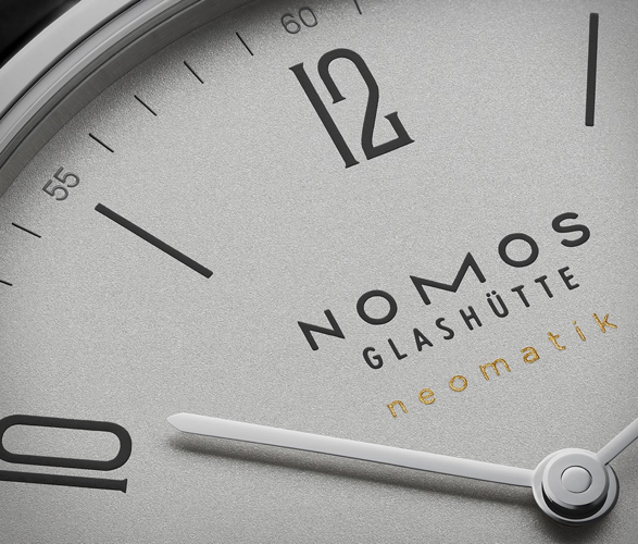 nomos-tangente-neomatik-39-platinum-gray-4.jpg | Image