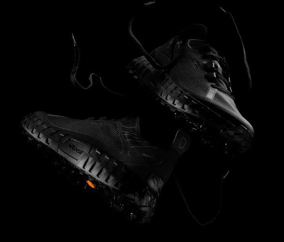norda-001-stealth-black-dyneema-trail-shoes-2.jpg | Image