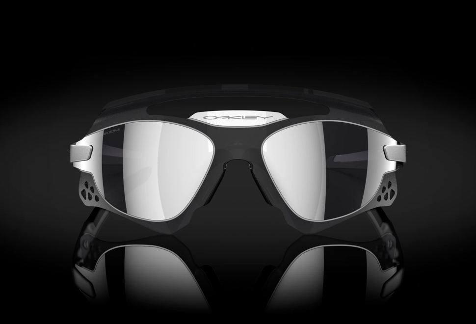 Oakley Xeus AG Sunglasses | Image