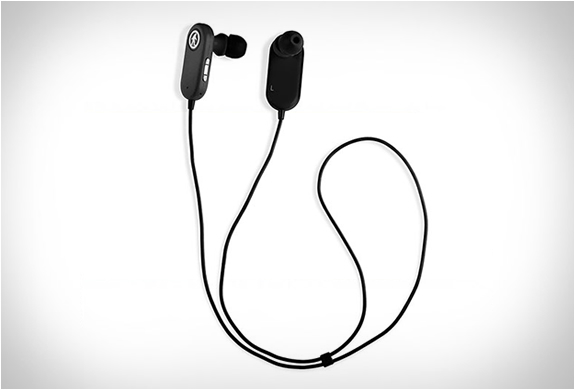 outdoor-tech-tags-wireless-earbuds-2.jpg | Image