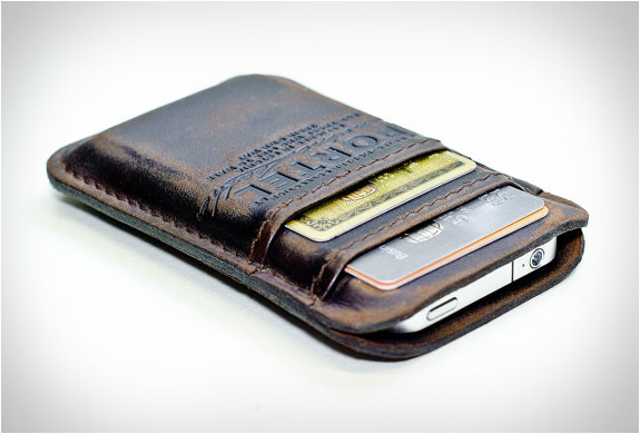 Aged Leather Pocket | For Iphone | Image