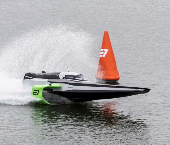 racebird-electric-powerboat-3.jpg | Image