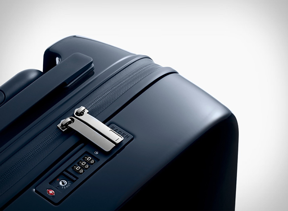 raden-smart-suitcase-3.jpg | Image