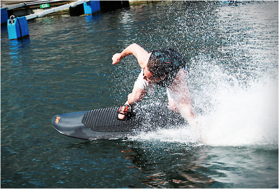 radinn-electric-wakeboard-7.jpg