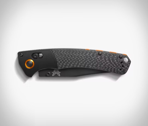 shinola-benchmade-carbon-fiber-pocketknife-3.jpg | Image