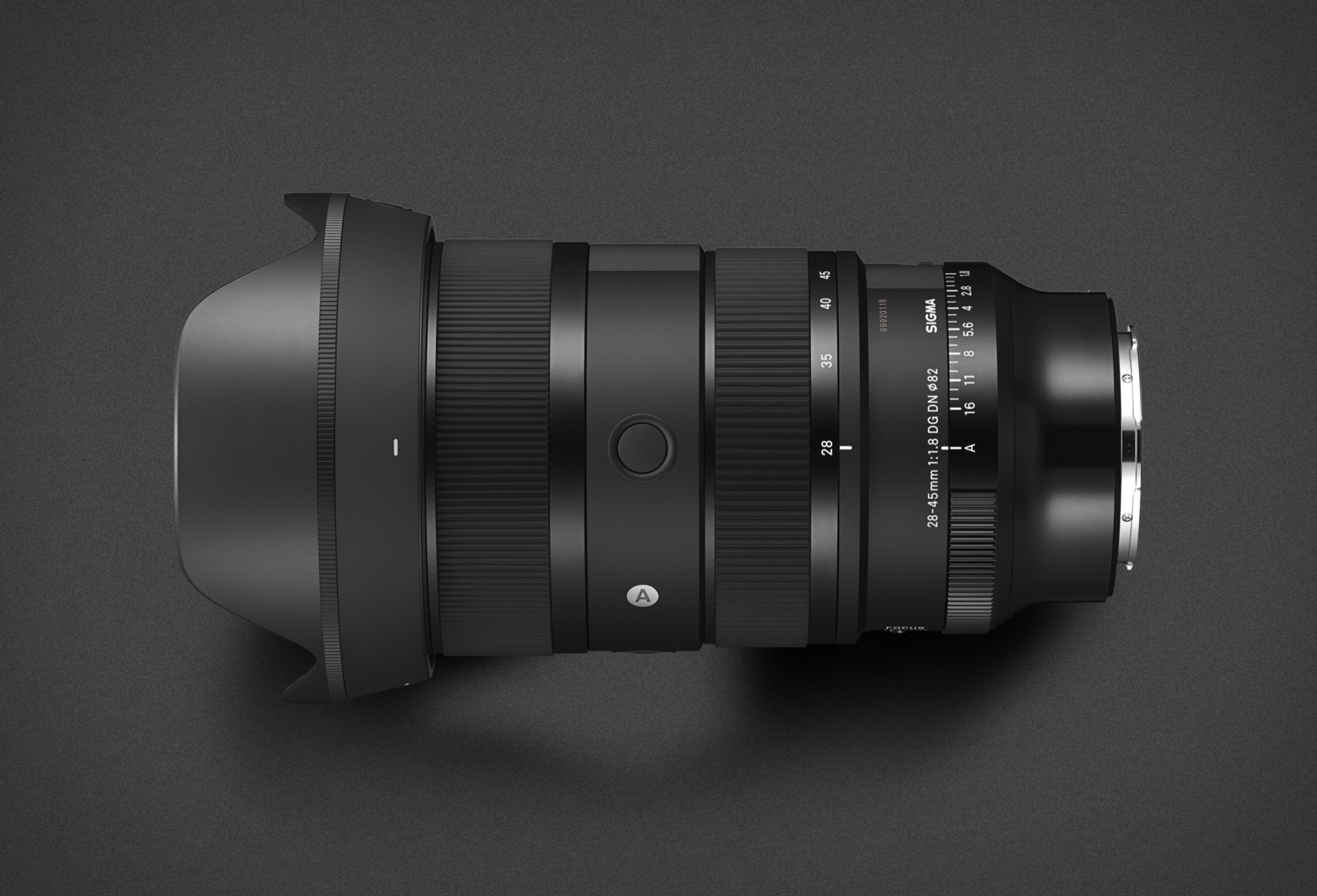 Sigma First Full-Frame F1.8 Zoom Lens | Image