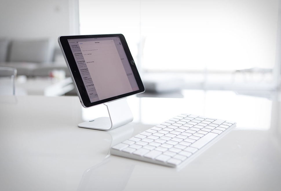 SLOPE SUCTION TABLET STAND | Image
