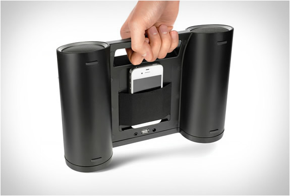 solar-powered-wireless-speaker-2.jpg | Image