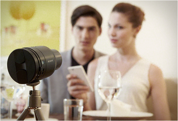 sony-smartphone-attachable-lens-style-camera-8.jpg