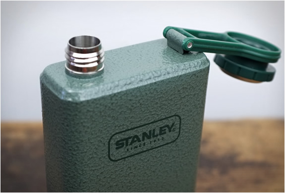 stanley-adventure-flask-4.jpg | Image