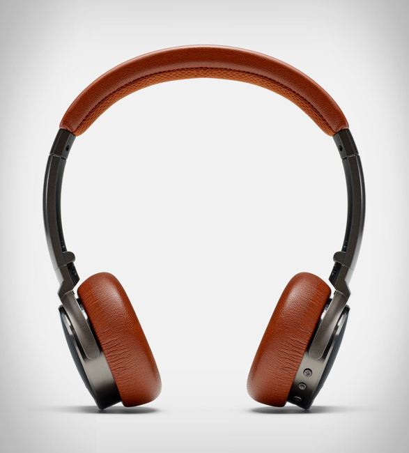 status-bt-one-wireless-headphones-2.jpg | Image