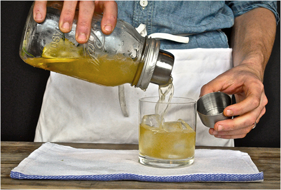 the-mason-jar-cocktail-shaker-5.jpg | Image