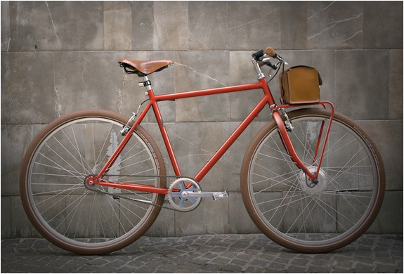 velorapida-vintage-electric-bikes-3.jpg | Image