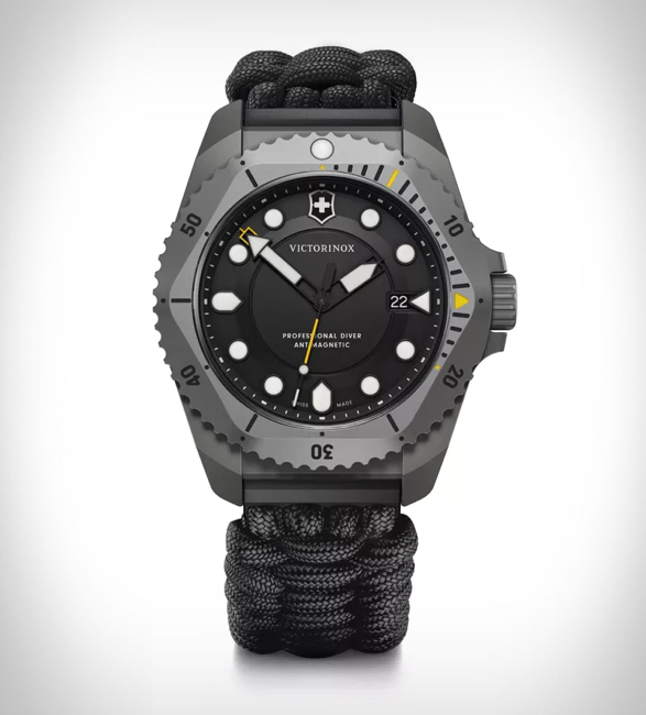 victorinox-dive-pro-watch-2.jpeg | Image