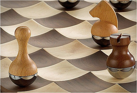 wobble-chess-set-3.jpg | Image