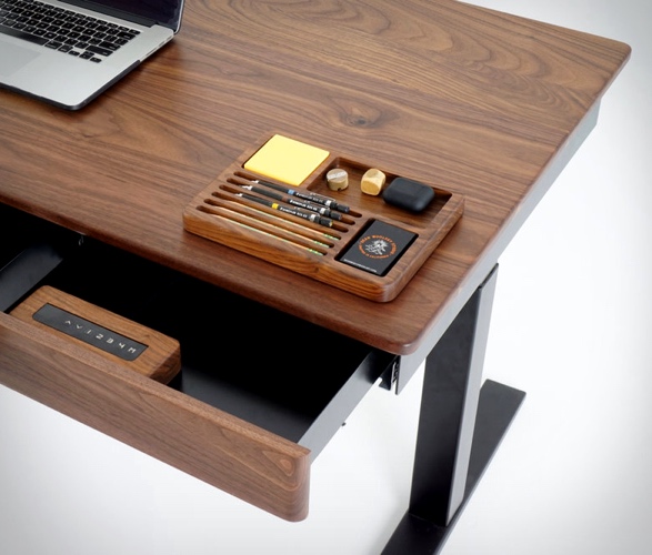 woolsey-smart-desk-3.jpg | Image