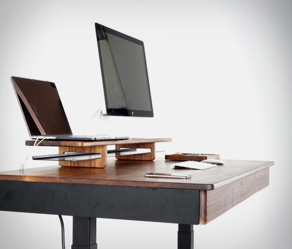woolsey-smart-desk-5.jpg | Image