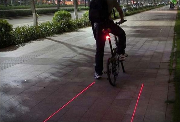 xfire-bike-lane-safety-light-3.jpg | Image