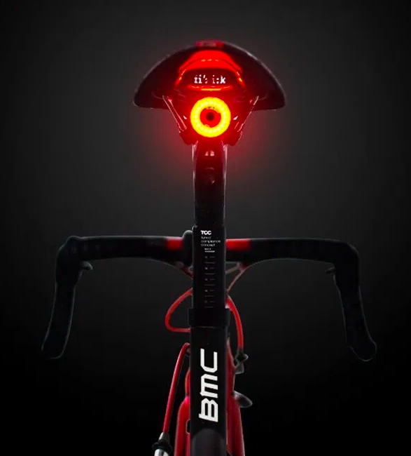 xlite-100-smart-bike-light-4.jpg | Image