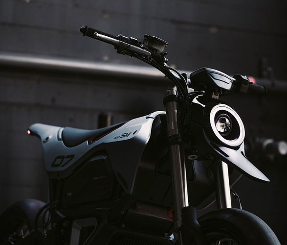 zero-x-huge-design-electric-motorcycle-2.jpg | Image