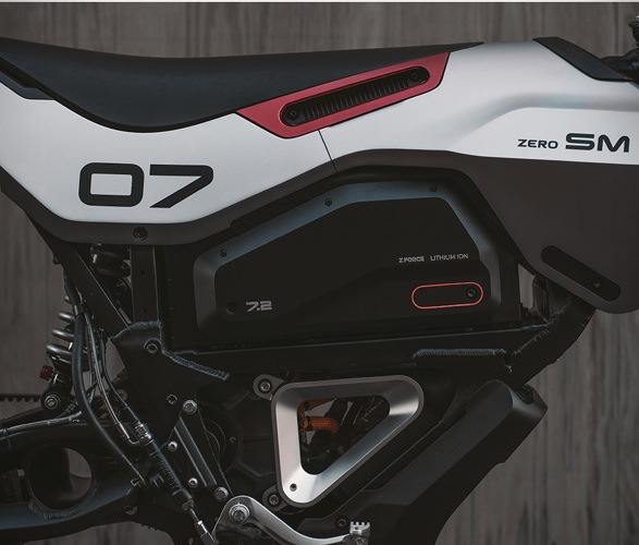 zero-x-huge-design-electric-motorcycle-5.jpg | Image